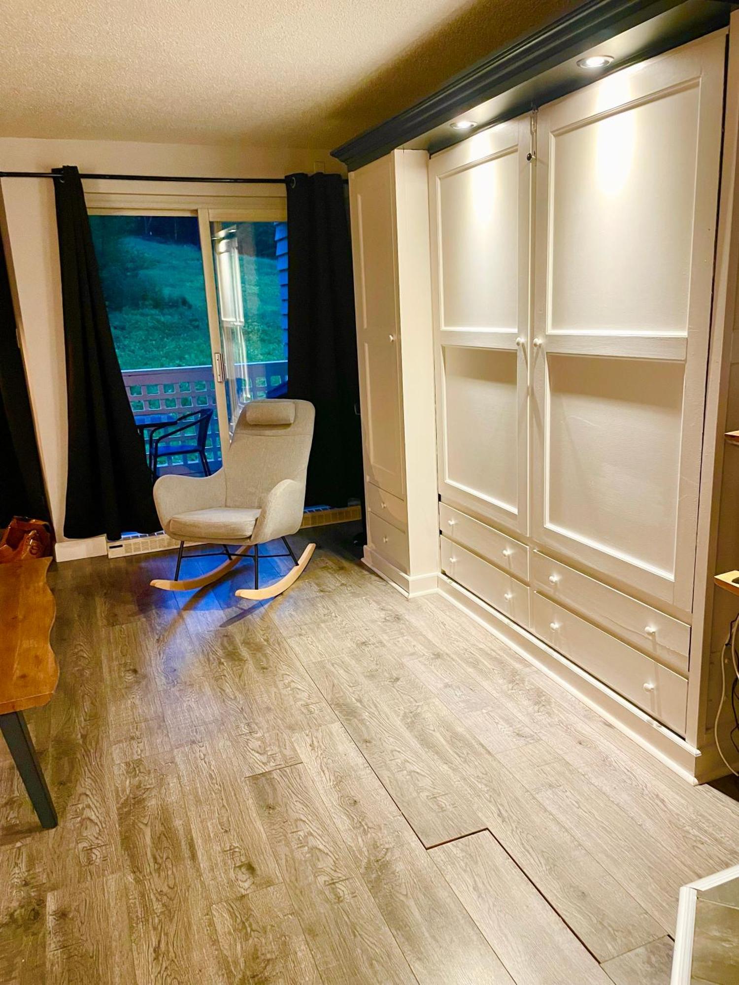 Ski-In, Ski-Out Chaleureux Studio Loft Au Pied Des Pistes De Ski Apartman Stoneham Kültér fotó